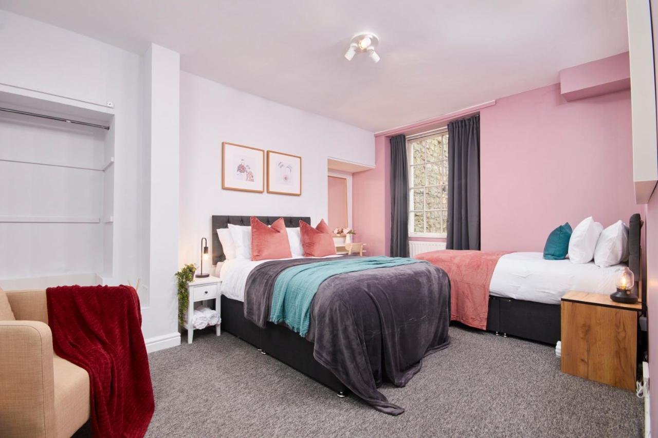Wonderful Apartment In Bath With Garden - Sleeps 8 Eksteriør billede