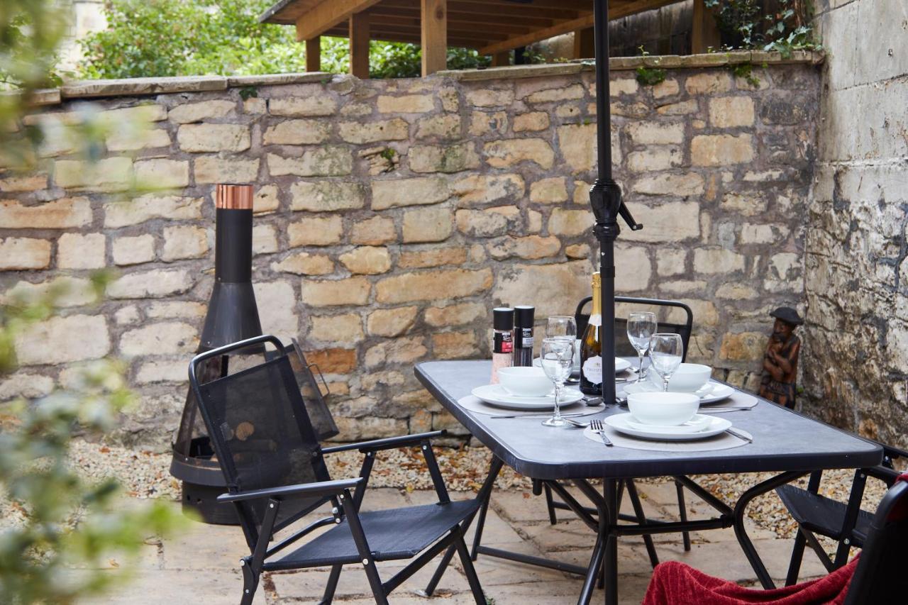 Wonderful Apartment In Bath With Garden - Sleeps 8 Eksteriør billede
