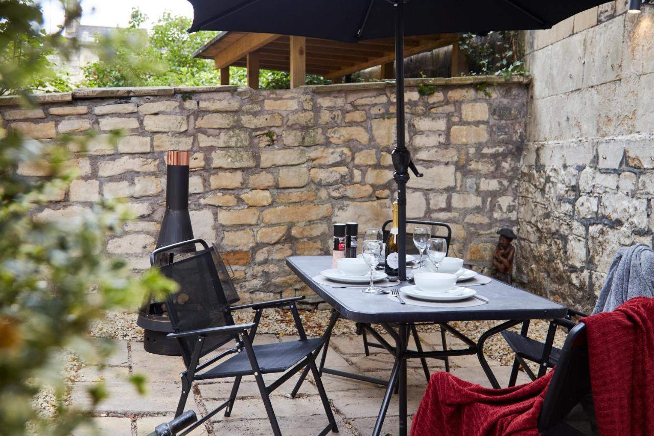 Wonderful Apartment In Bath With Garden - Sleeps 8 Eksteriør billede