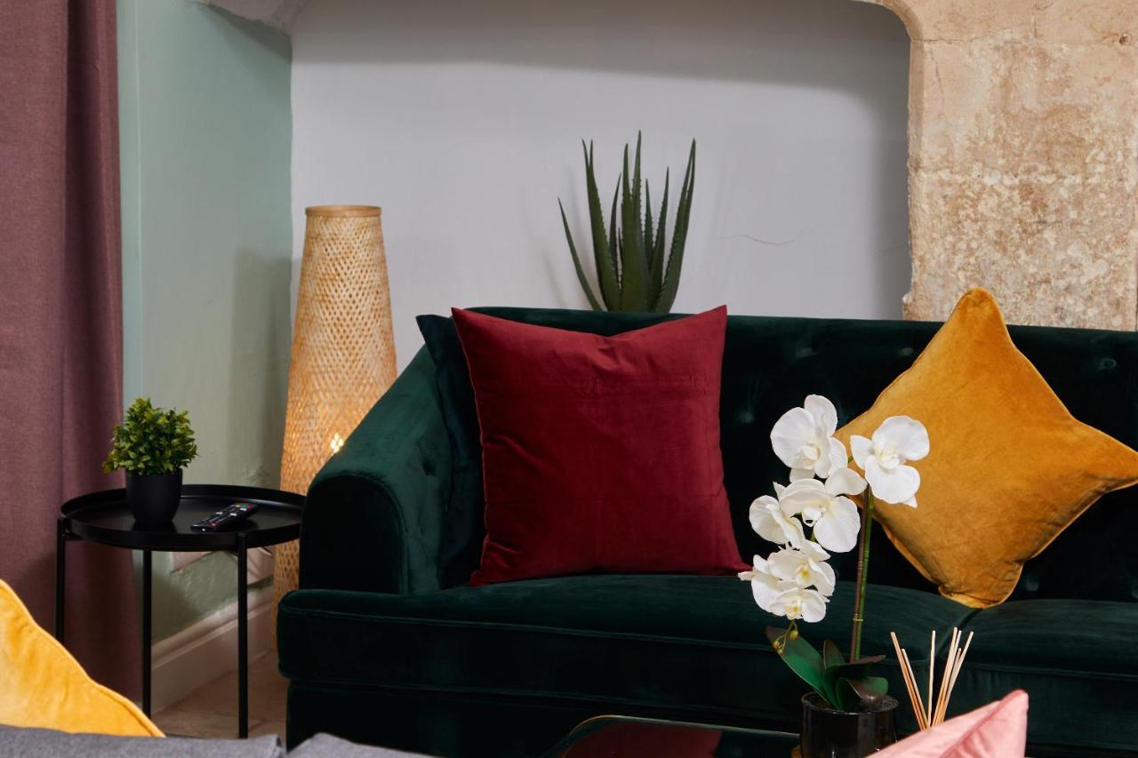 Wonderful Apartment In Bath With Garden - Sleeps 8 Eksteriør billede