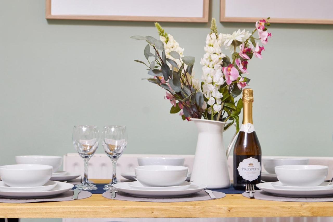 Wonderful Apartment In Bath With Garden - Sleeps 8 Eksteriør billede